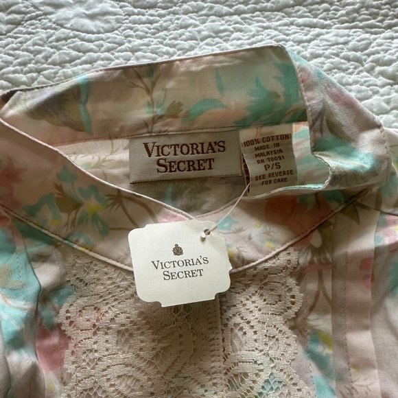 Vintage Victorias Secret floral night shirt/gown NWT size S - Picture 4 of 5